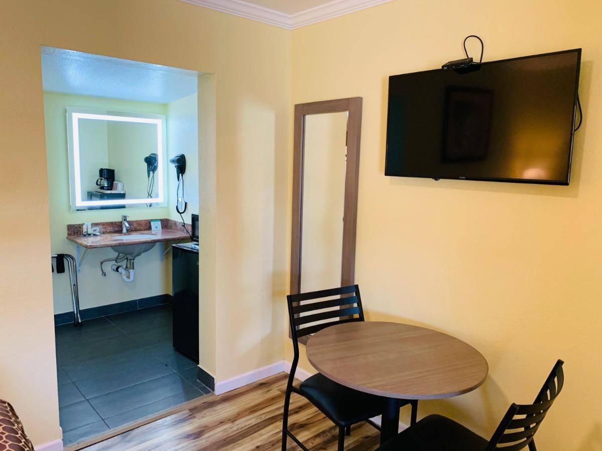 Central Coast Inn קיוקוס מראה חיצוני תמונה